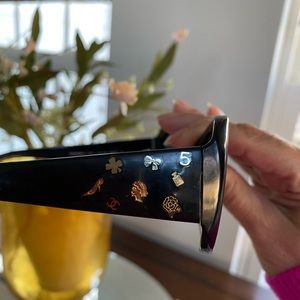 Chanel Coco Mark Icon Sunglasses 5123 Black